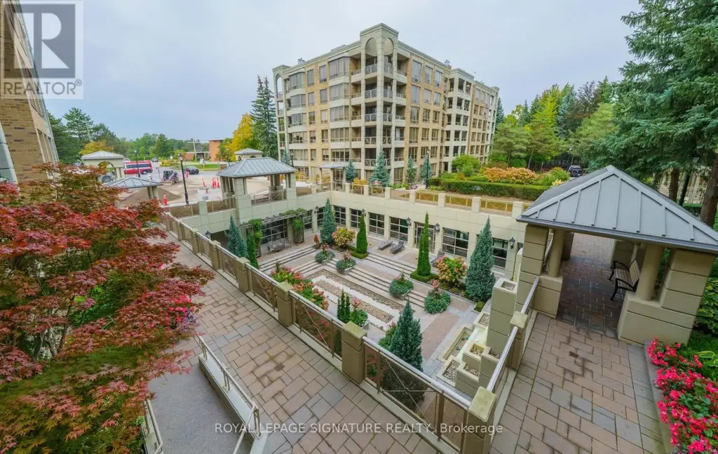 216 - 215 The Donway West W, Toronto (Banbury-Don Mills)