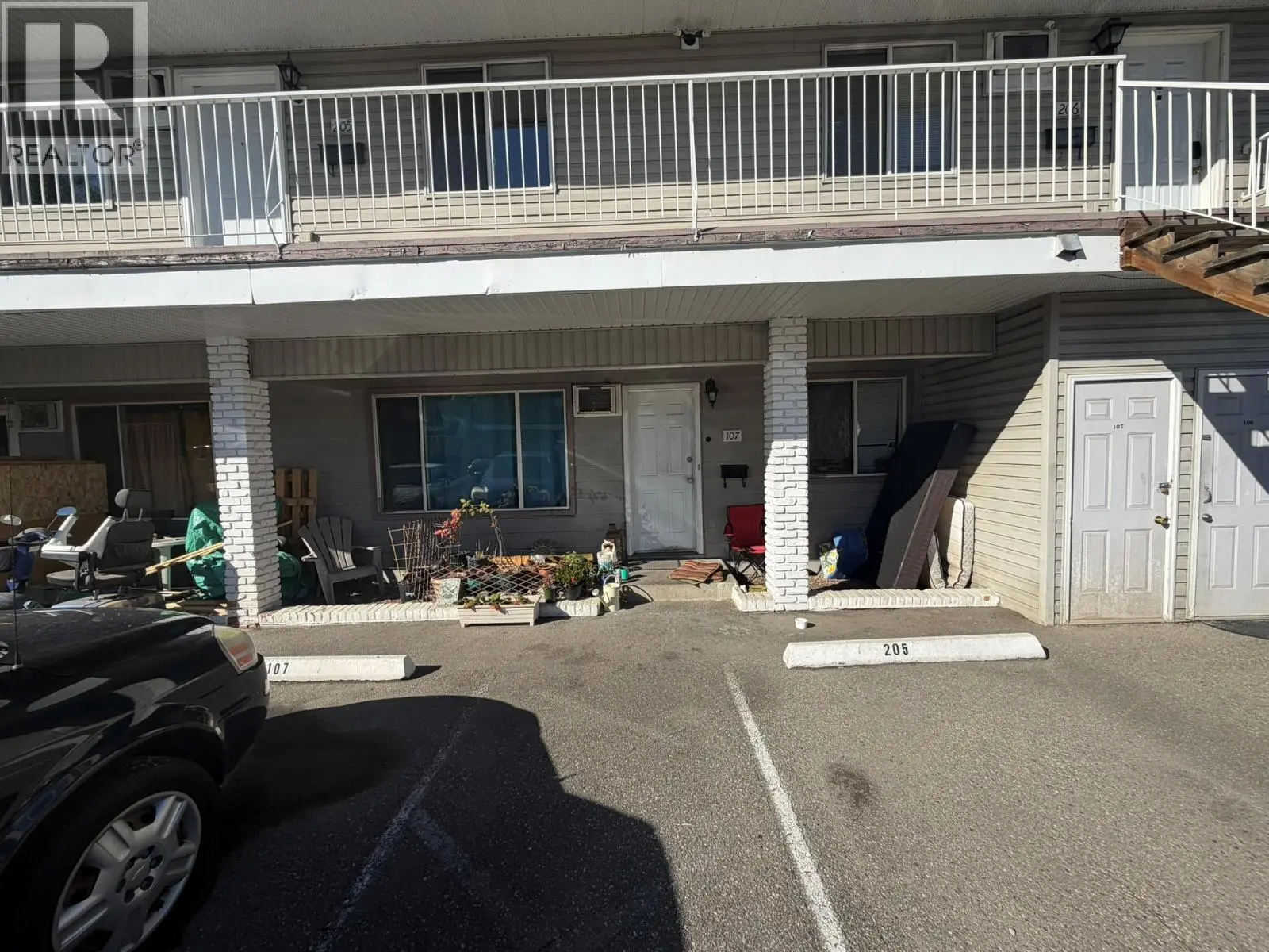 Photo of Listing #10402465