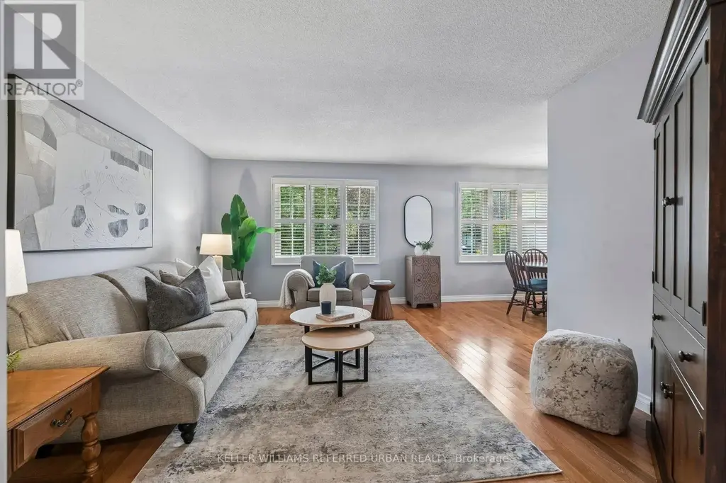 190 Hilltop Drive, East Gwillimbury (Holland Landing)