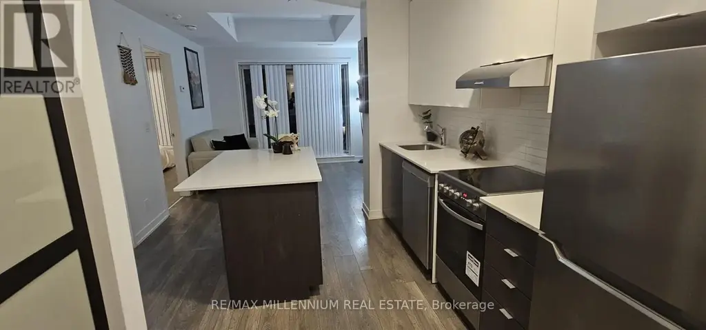 401 - 160 Canon Jackson Drive, Toronto (Beechborough-Greenbrook)