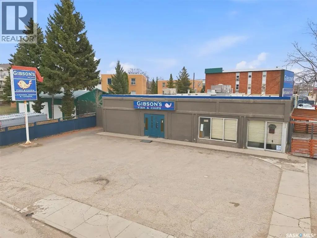 1025 Louise Avenue, Saskatoon