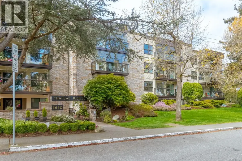 205 1610 Jubilee Ave, Victoria