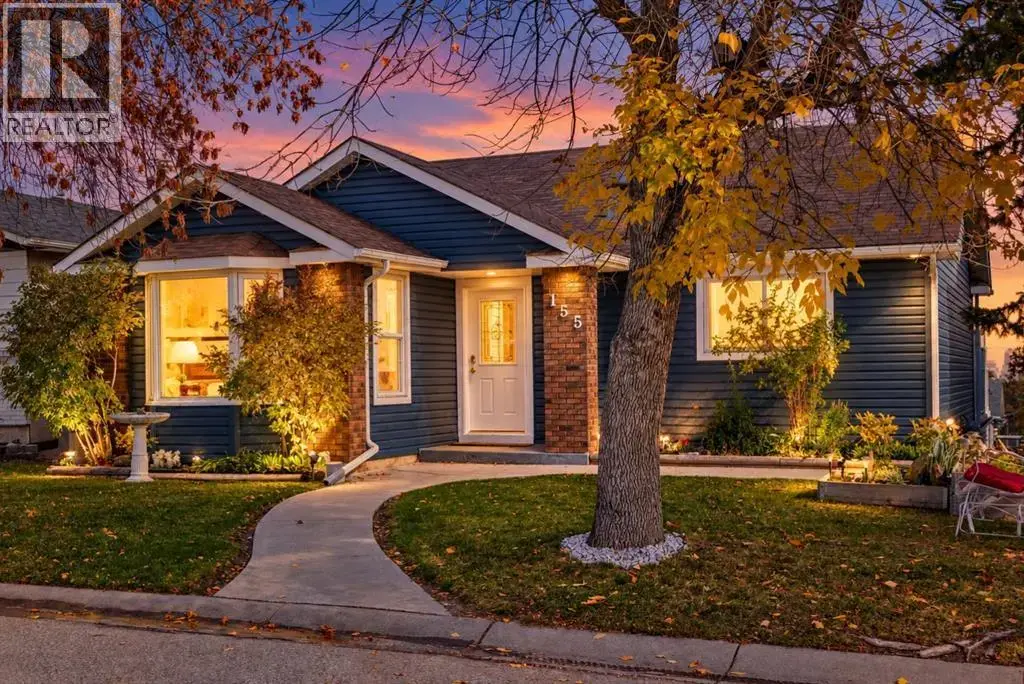 155 Strathcona Close Sw, Calgary