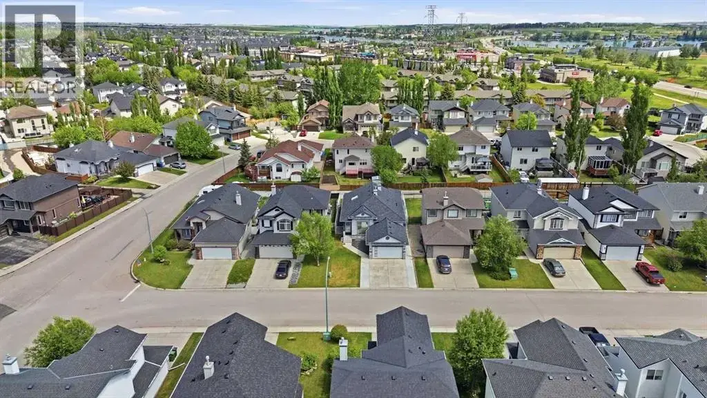 209 Oakmere Close, Chestermere