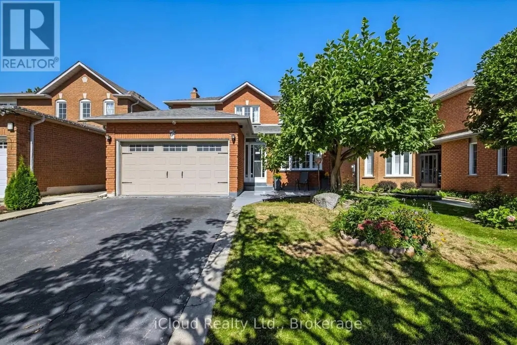 62 Castlehill Road, Brampton (Northwood Park)