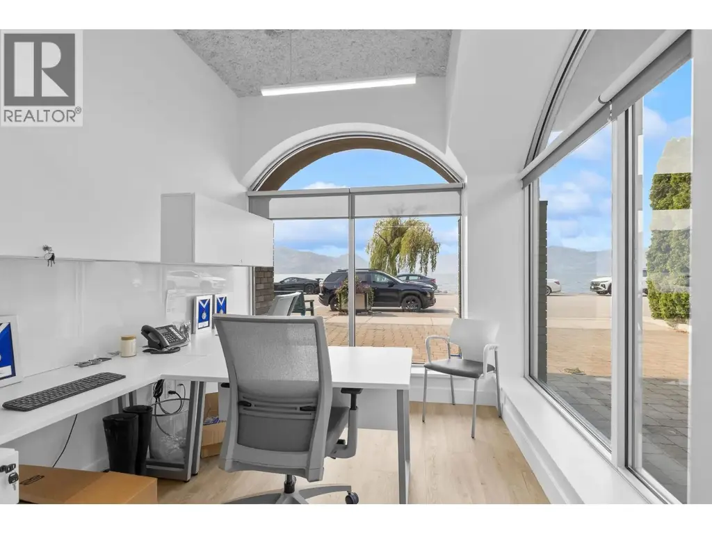 4200 Beach Avenue Unit# 105a, Peachland