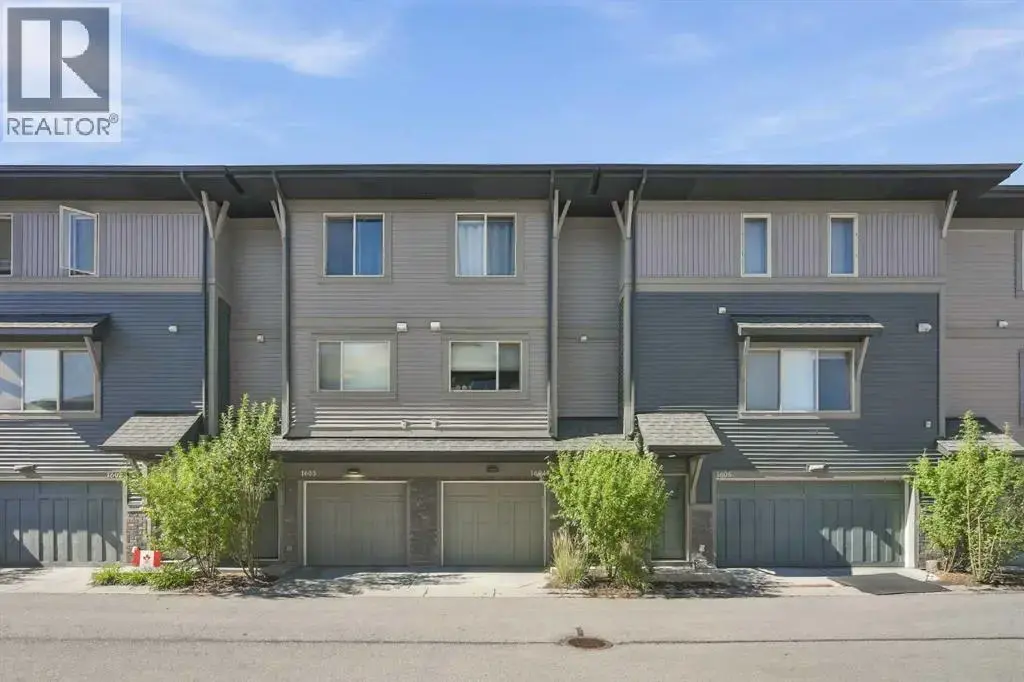 1604, 32 Horseshoe Crescent, Cochrane