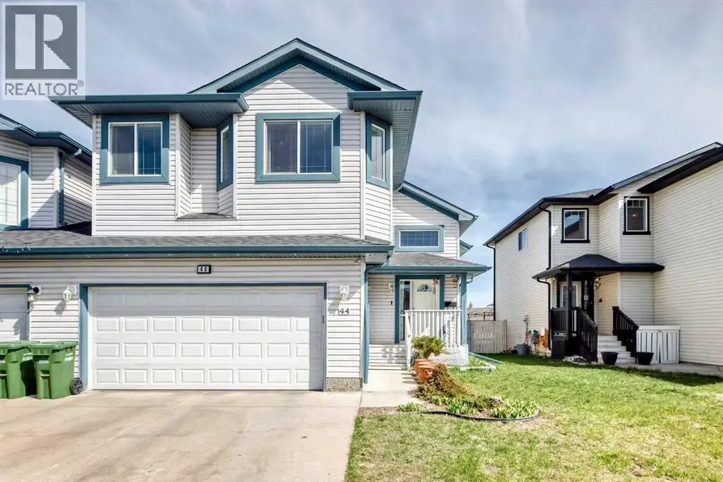 44 Canoe Square Sw, Airdrie