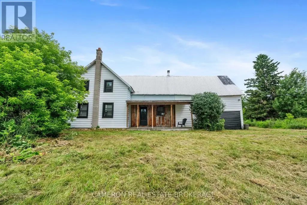 4141 Helmer Road, South Stormont