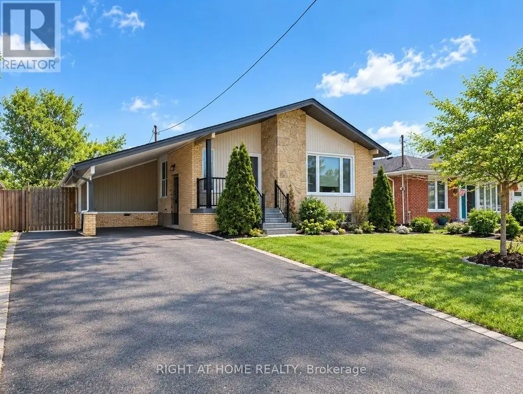 Upper - 30 San Remo Drive, Hamilton (Mountview)