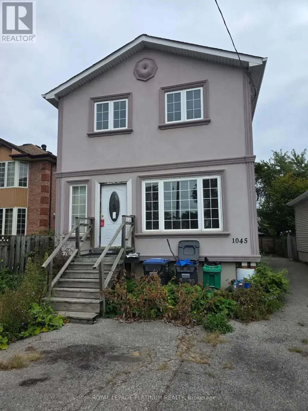 1045 Cawthra Road, Mississauga (Lakeview)