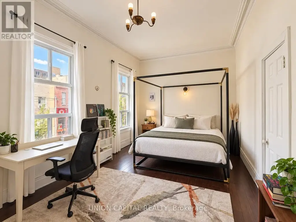 2nd Fl - 459 Queen Street W, Toronto (Waterfront Communities)