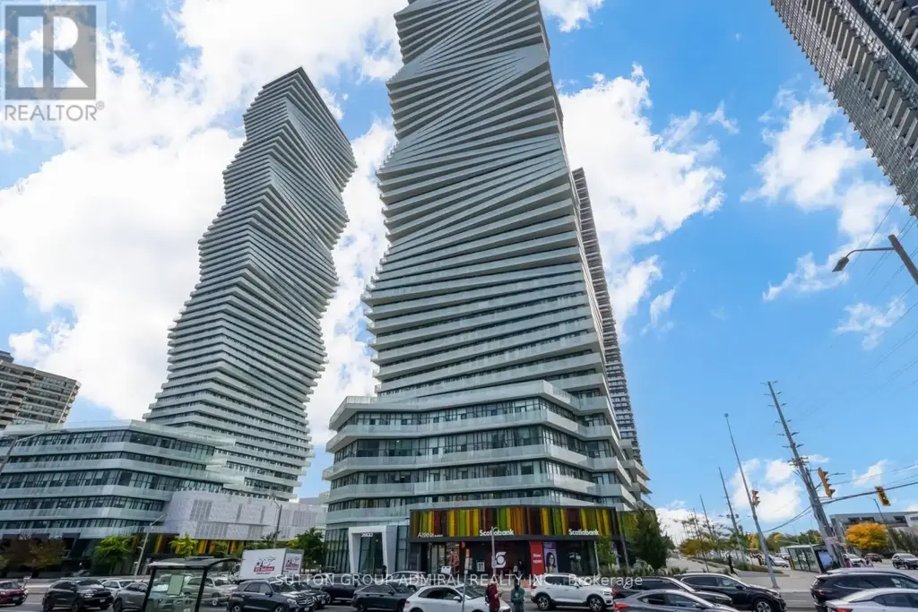 2401 - 3900 Confederation Parkway, Mississauga (City Centre)