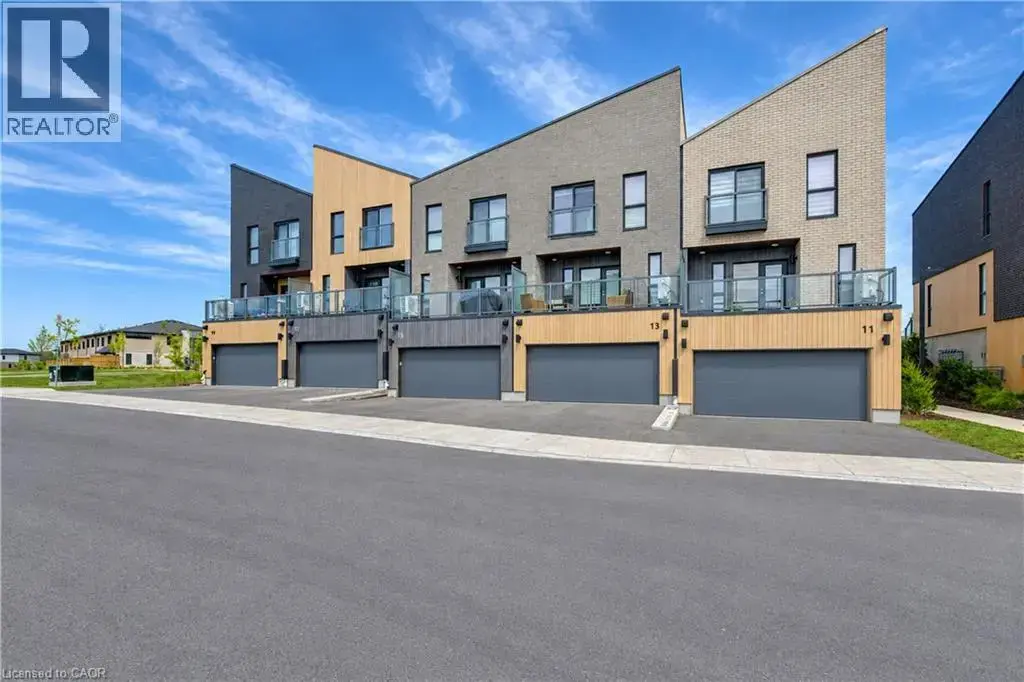 15 Benninger Drive, Kitchener