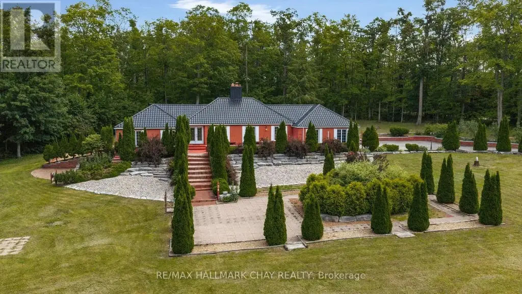 24 Woodland Crescent, Oro-Medonte