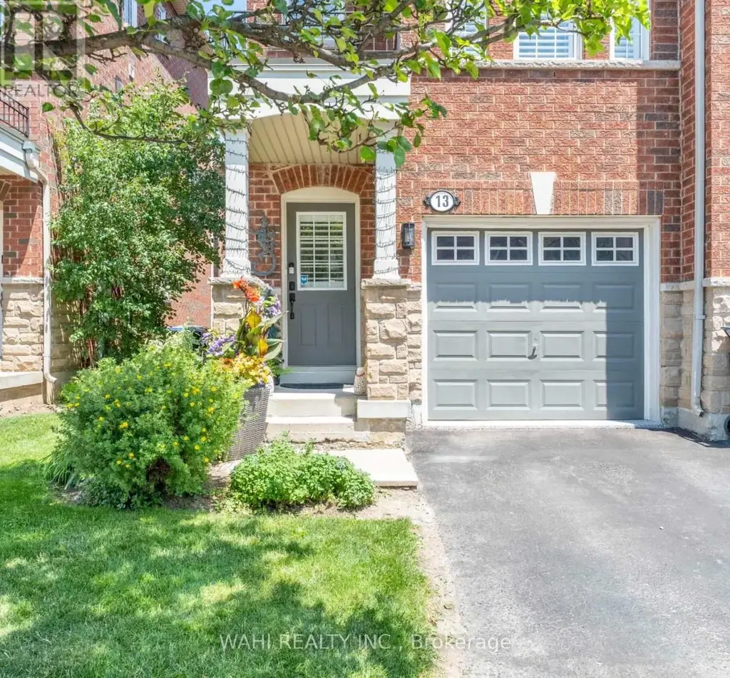 13 Rock Haven Lane, Brampton (Downtown Brampton)
