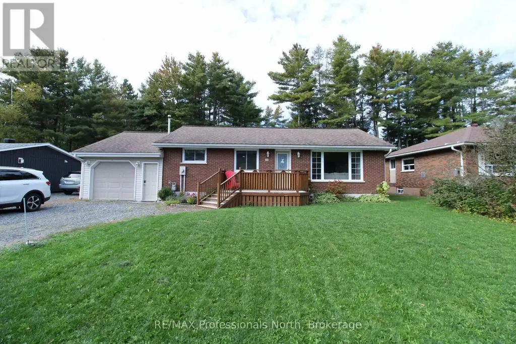 83 Pine Street, Bracebridge (Macaulay)