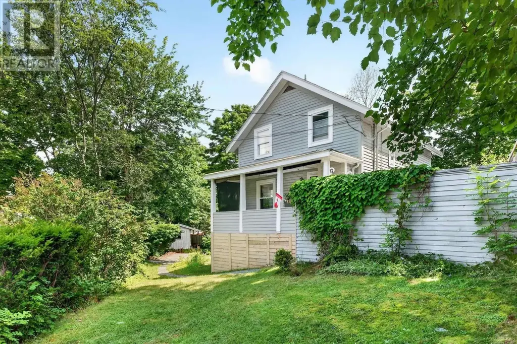 10 Braeburn Road, Halifax