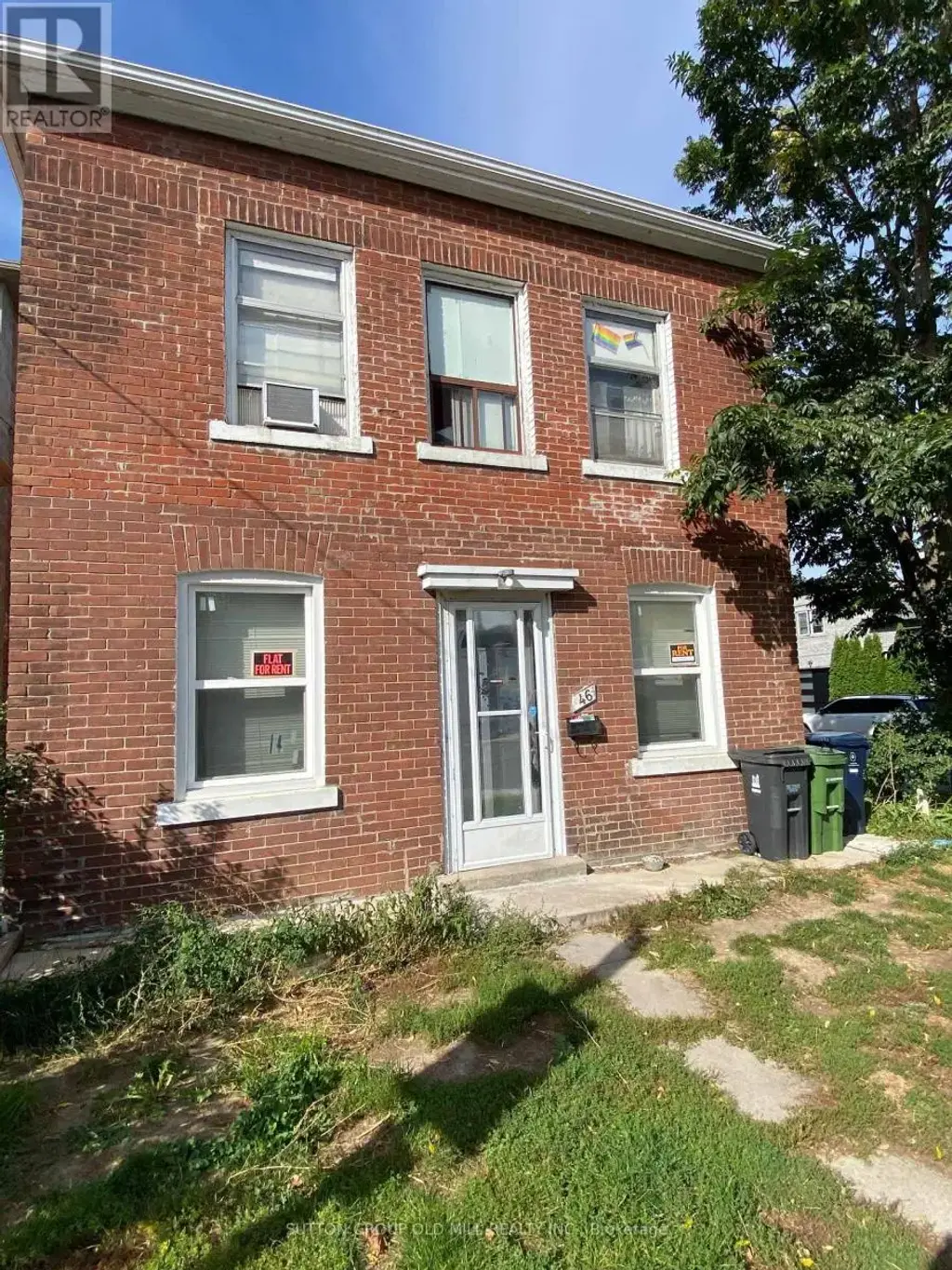 Main Floor - 46 Rockcliffe Boulevard, Toronto (Rockcliffe-Smythe)