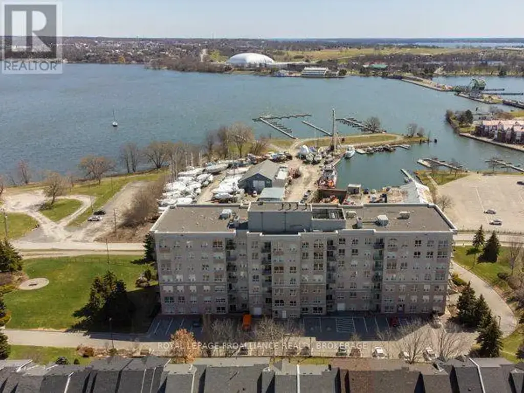 205 - 350 Wellington Street, Kingston (East of Sir John A. Blvd)