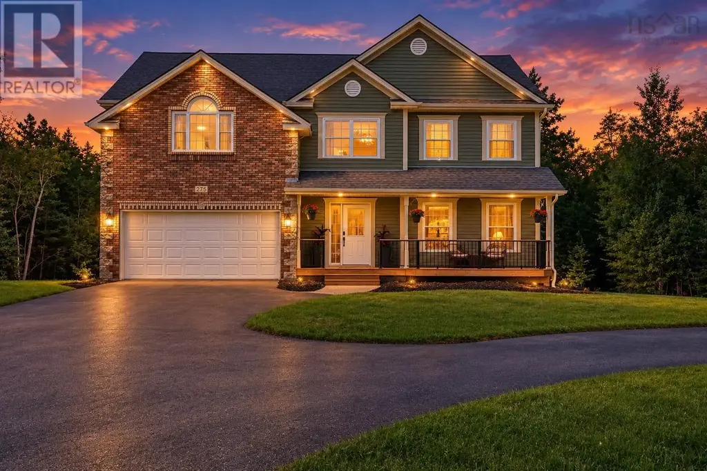 275 Canterbury Lane, Fall River