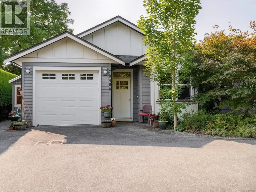 A 7045 Wallace Dr, Central Saanich