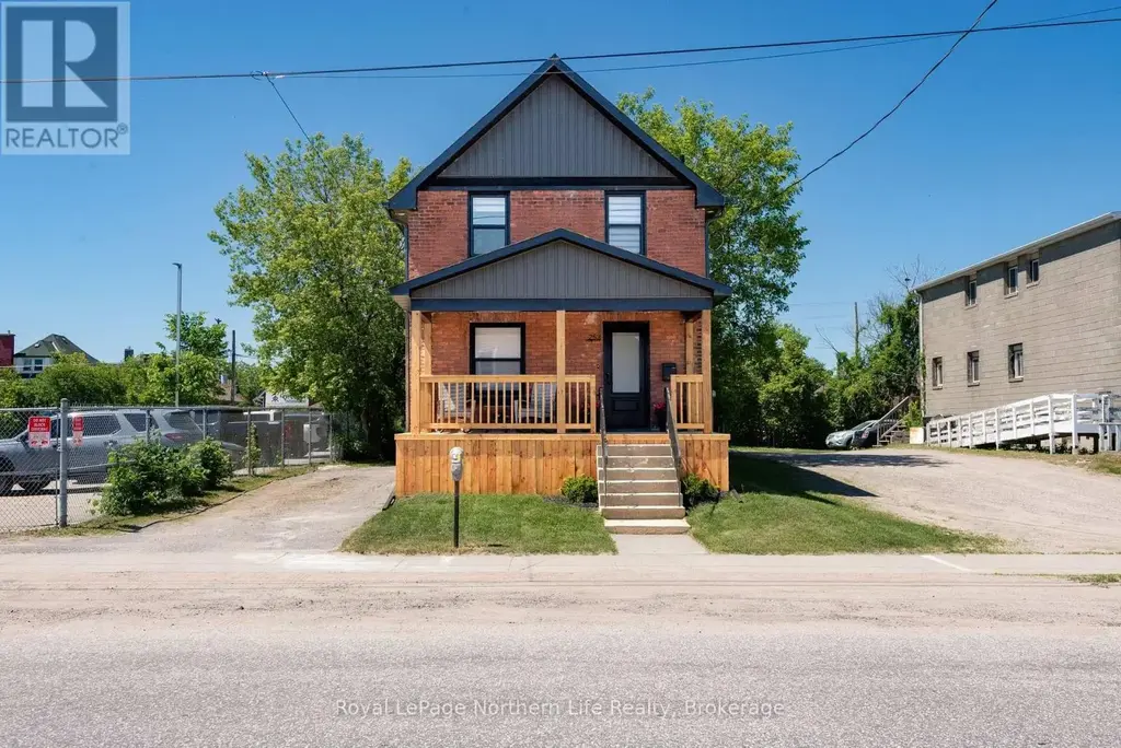 253 Second Avenue W, North Bay (Central)