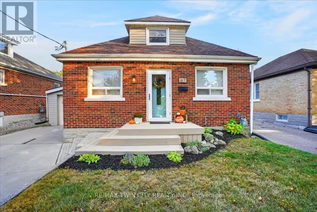 67 Arnold Street, Kitchener