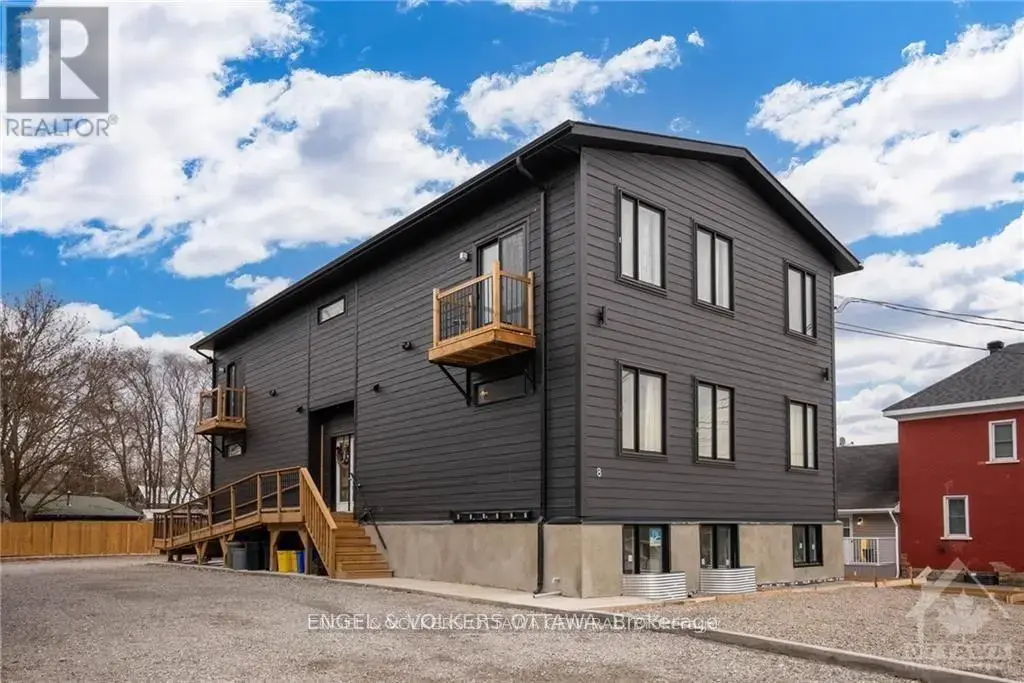 3 - 8 Philip Street, Smiths Falls