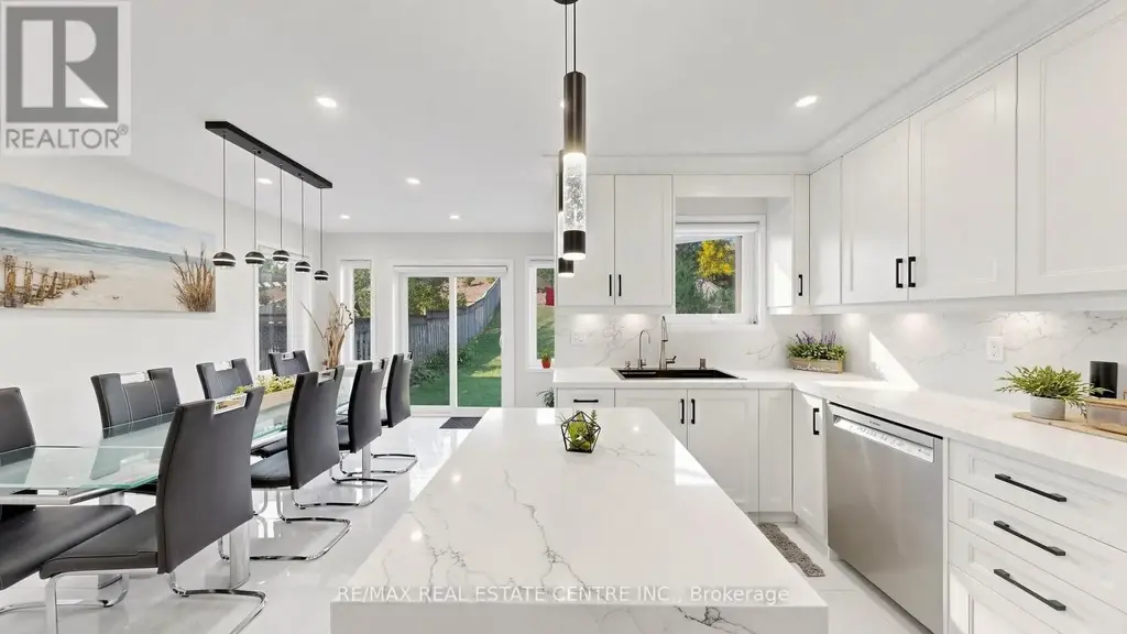 351 Wildgrass Road, Mississauga (Cooksville)