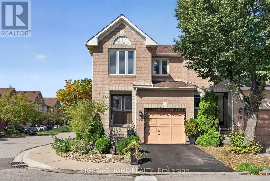 34 Gilgorm Road, Brampton (Brampton West)