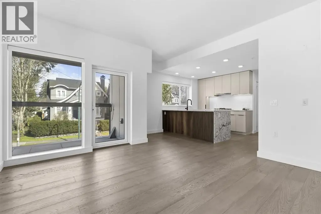 201 3590 W 39th Avenue, Vancouver