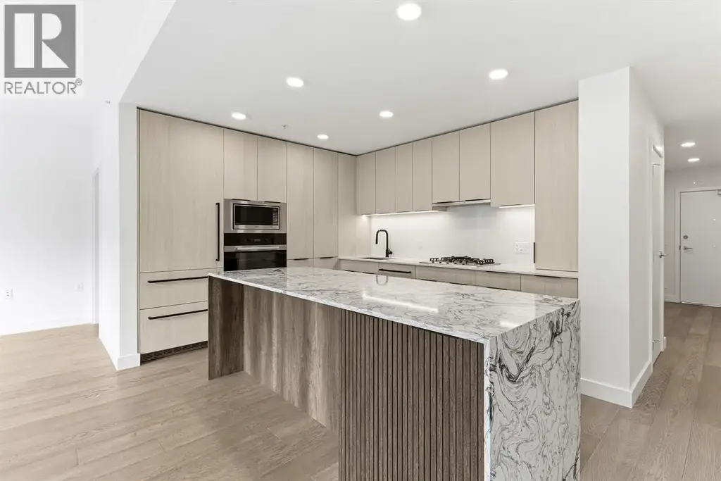 205 3590 W 39th Avenue, Vancouver