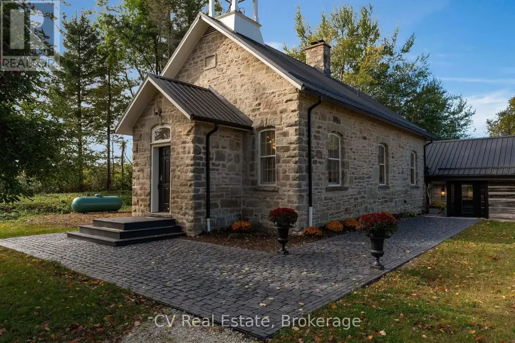 1174 10 Nottawasaga Concession, Clearview