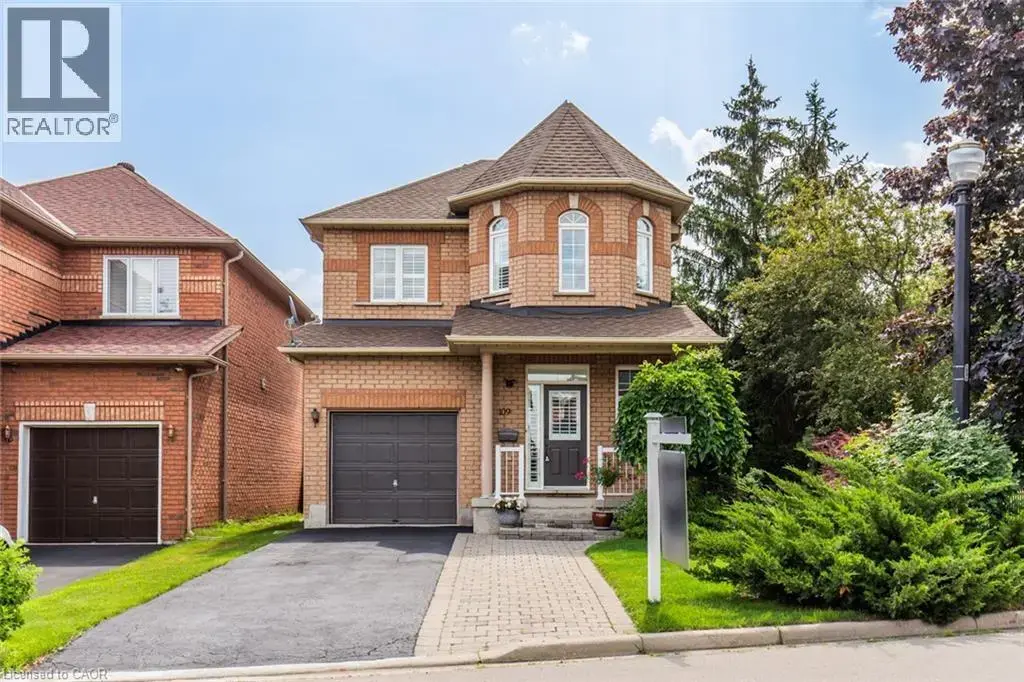 109 Peachwood Crescent, Stoney Creek