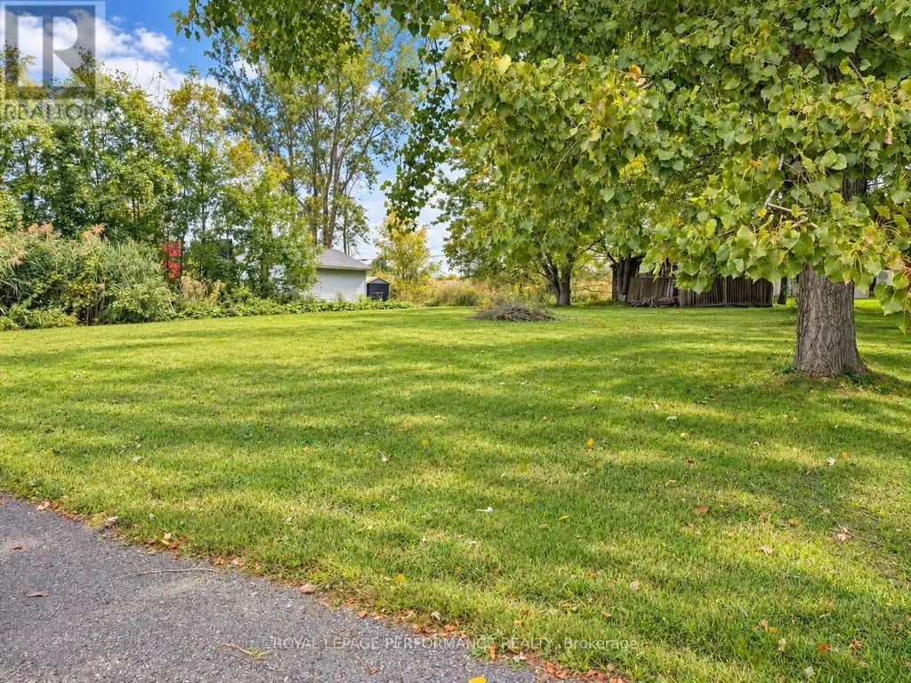 6208 165e Avenue, South Glengarry