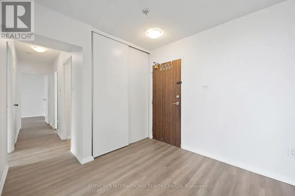911 - 100 Prudential Drive, Toronto (Dorset Park)