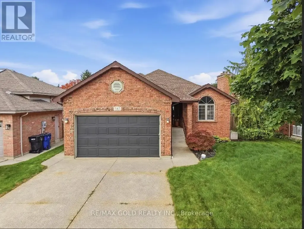 8 Garden Path, Chatham-Kent (Chatham)