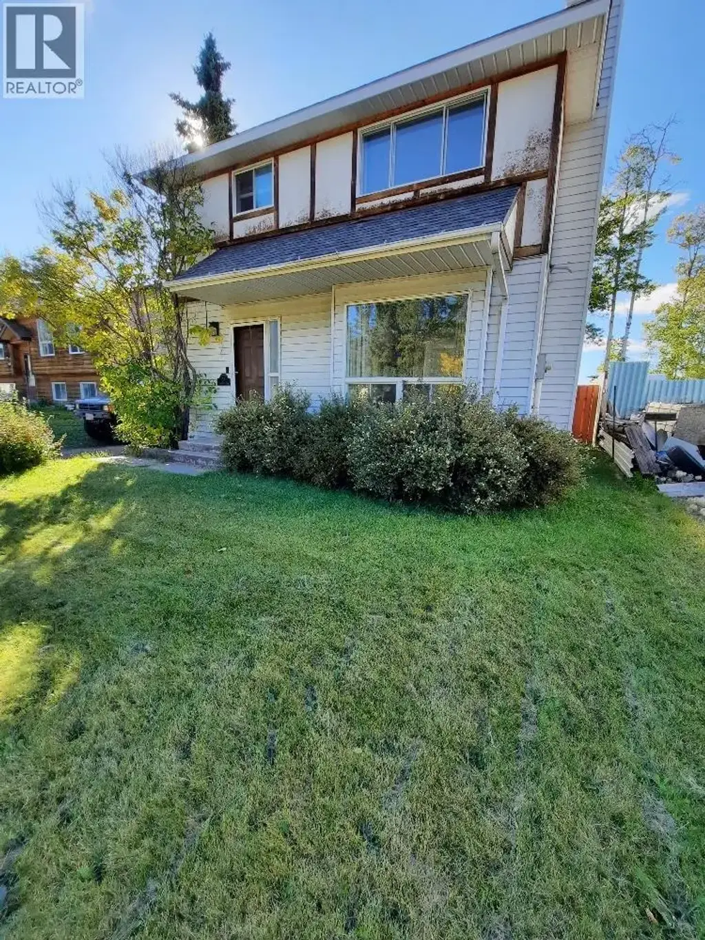 52 Wolverine Place, Tumbler Ridge