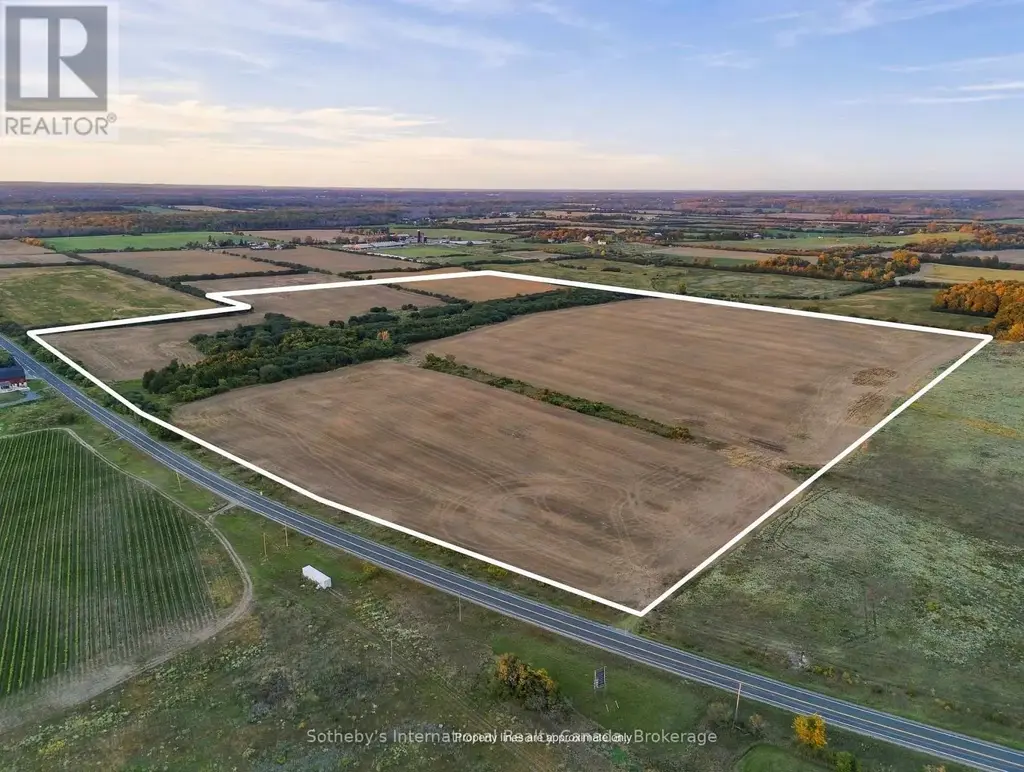 18130 Loyalist Parkway, Prince Edward County (Hillier Ward)