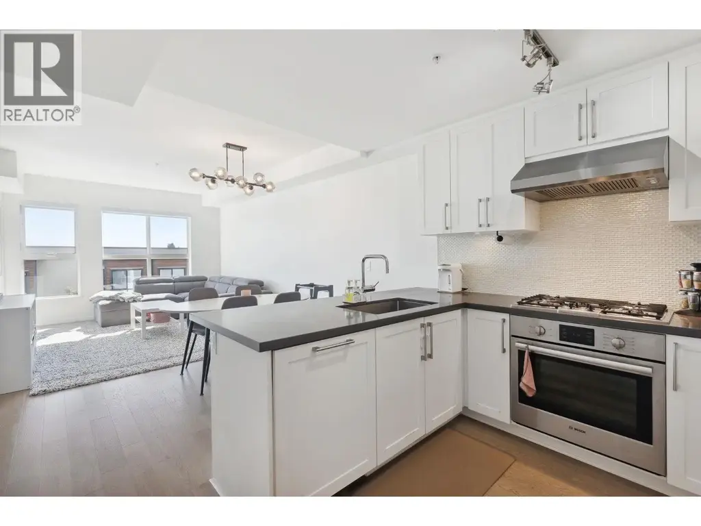 417 10177 River Drive, Richmond