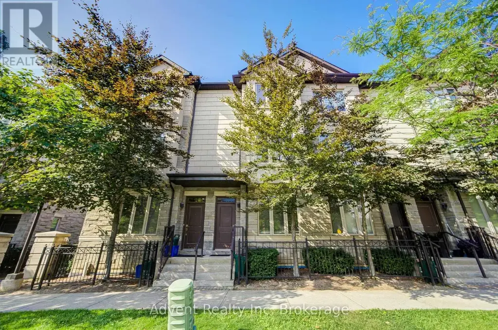 249 South Park Road, Markham (Commerce Valley)