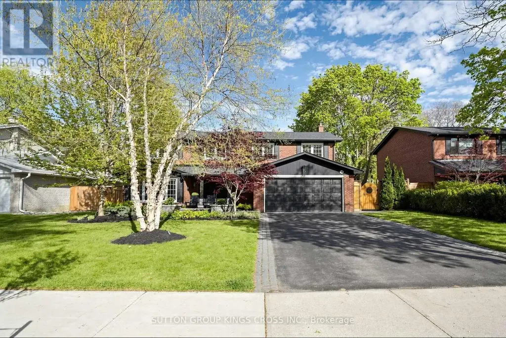 360 Isabella Avenue, Mississauga (Cooksville)