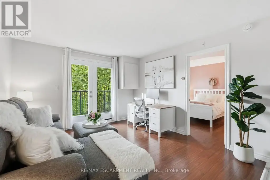 322 - 2030 Cleaver Avenue, Burlington (Headon)