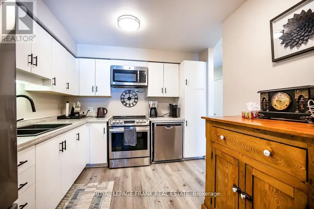9 - 433 May Street, Brock (Beaverton)