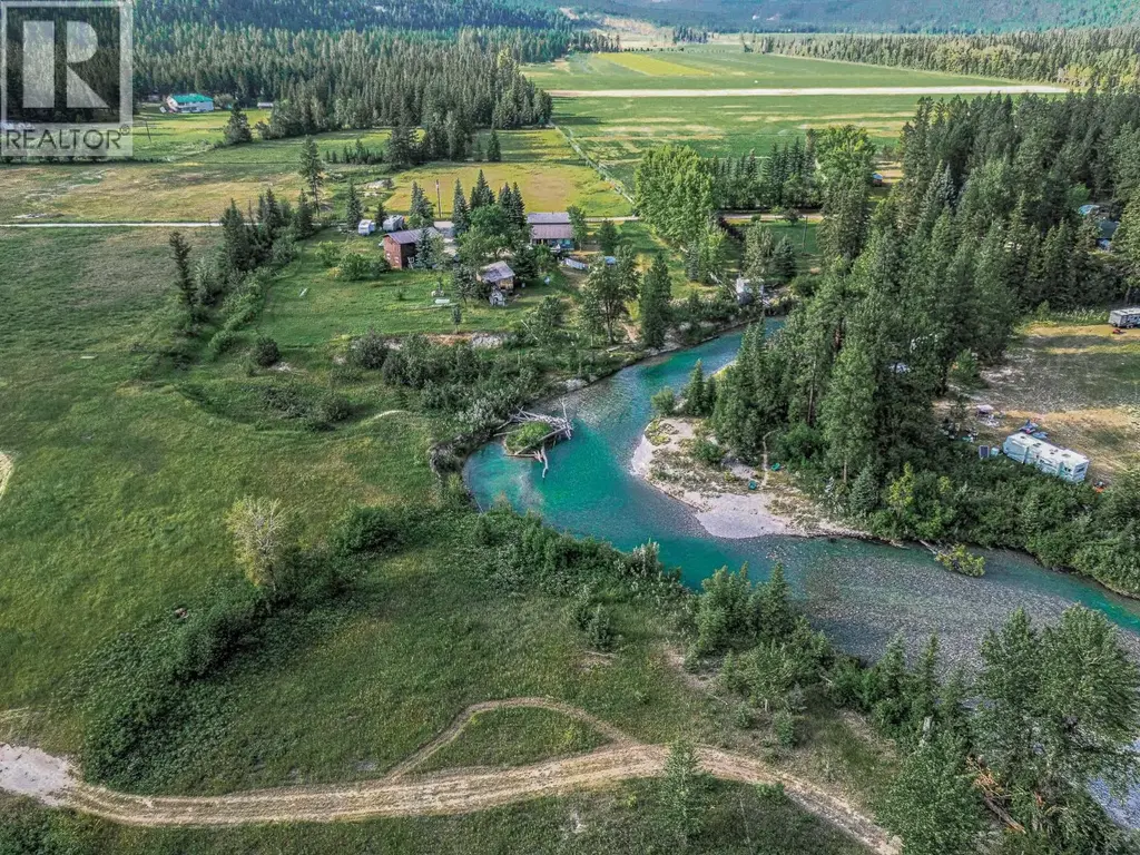 3560 Island Pond Road, Skookumchuck