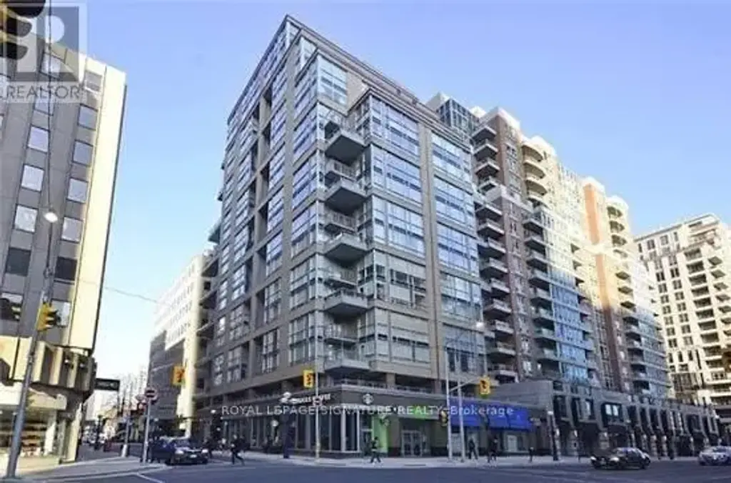 1705 - 80 Cumberland Street, Toronto (Annex)