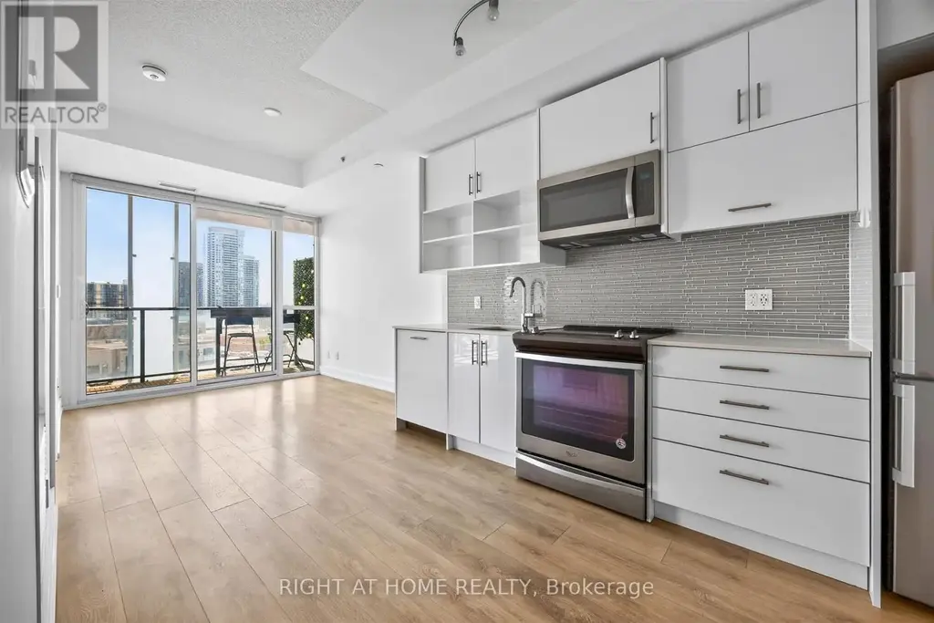 712 - 128 Fairview Mall Drive, Toronto (Don Valley Village)