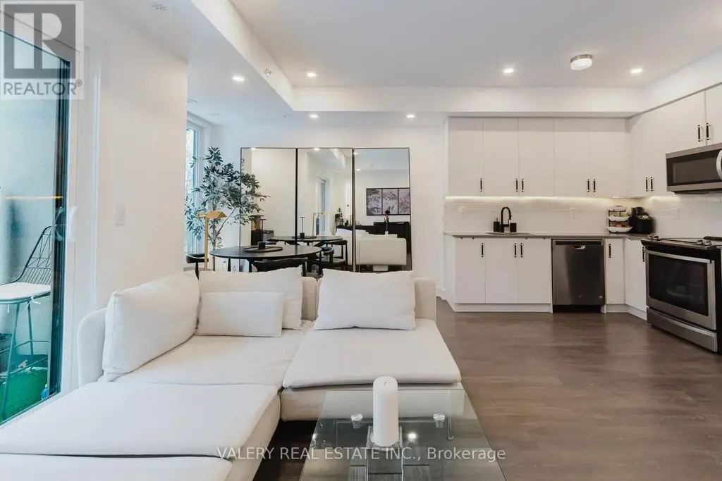 16 - 3492 Widdicombe Way, Mississauga (Erin Mills)