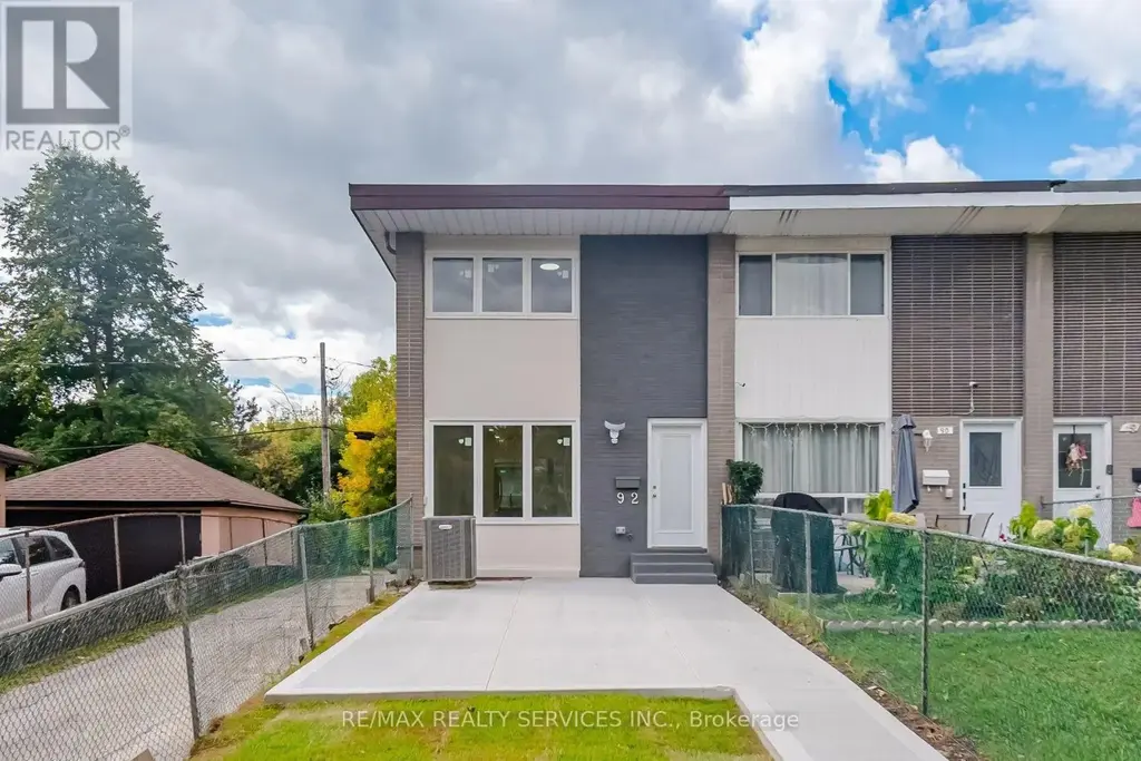 92 Corby Crescent, Brampton (Brampton South)